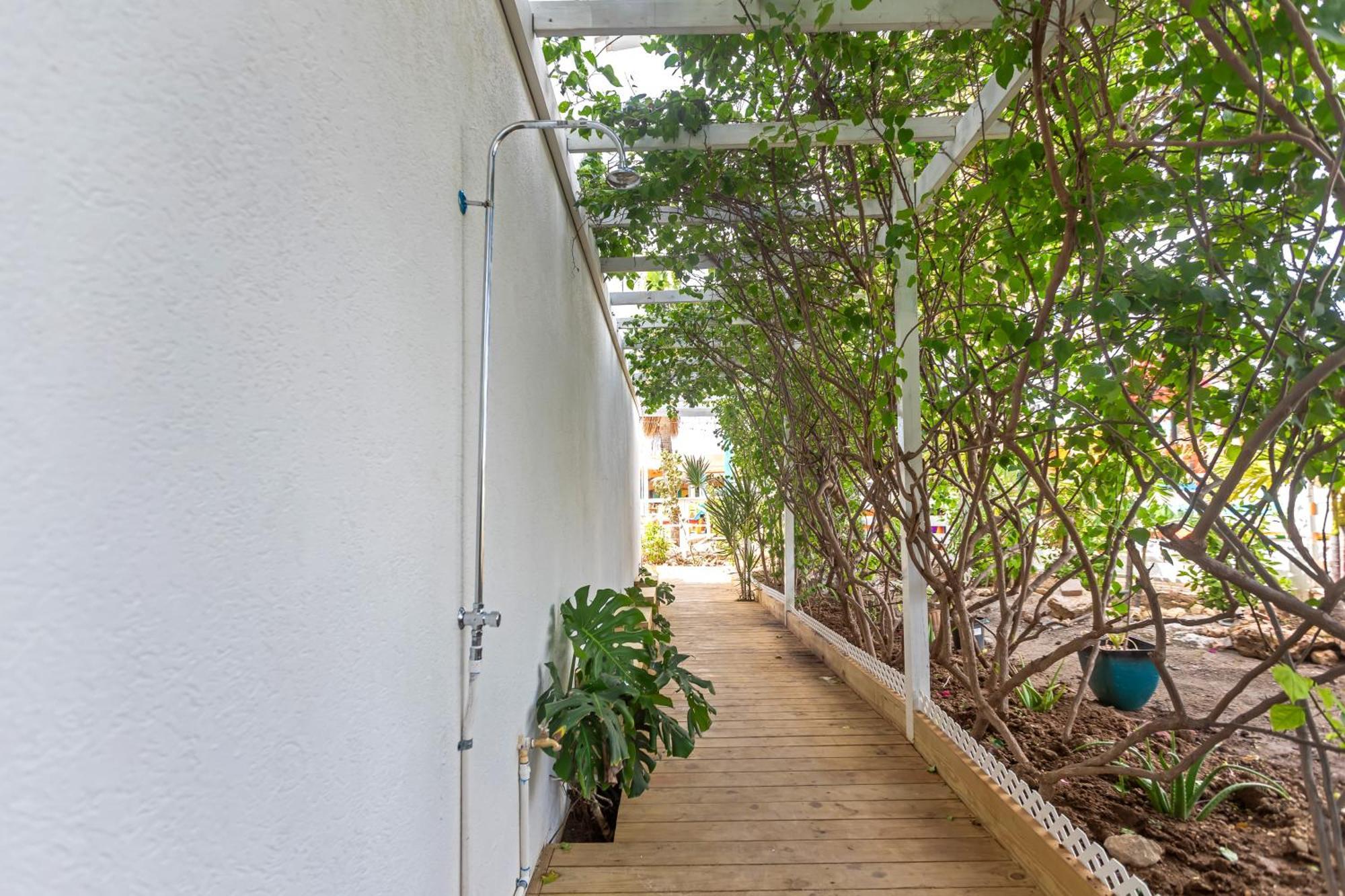 Maho Beach House - Luxe 1 Bedroom - Ocean Hideaway Exterior photo